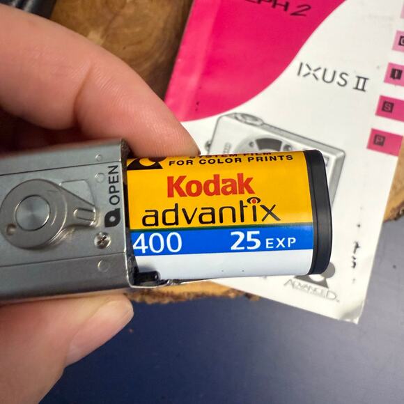 Canon ELPH 2 / IXUS II – APS Film Camera – Tested, w/ Case, Manual & Strap - Picture 8 of 8